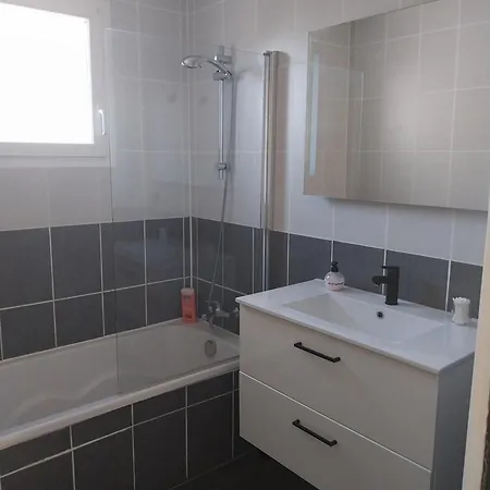 Homestay Location En Nuitee Abeilhan